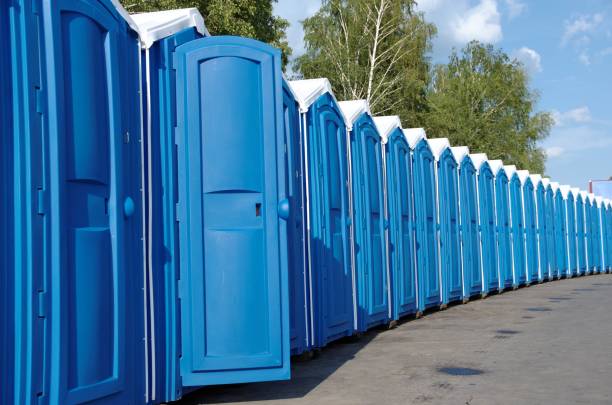Best Porta potty rental near me  in Glenville, CT